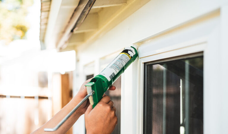 How to Find a Reputable Caulking Repair Company